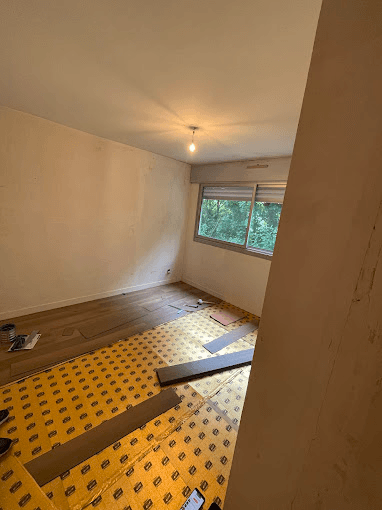 Interieur et parquet avant